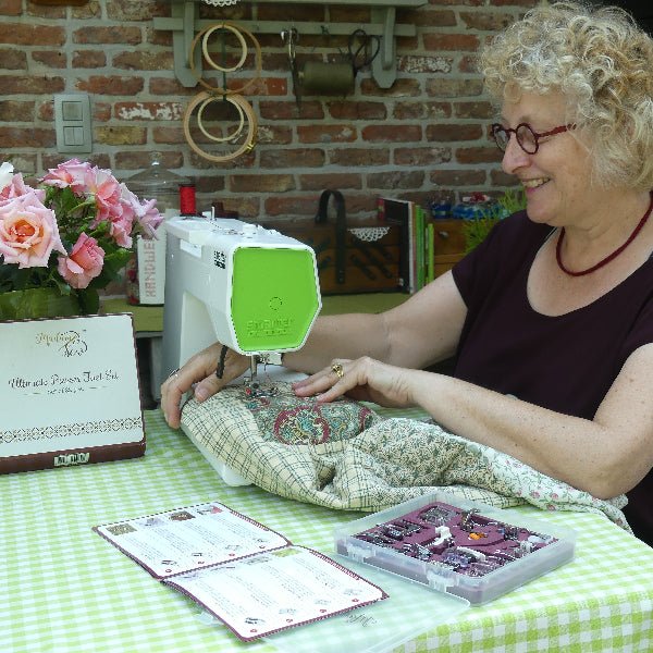 Ultimate Presser Foot Set - 32 Essential Feet in One Box - MadamSew