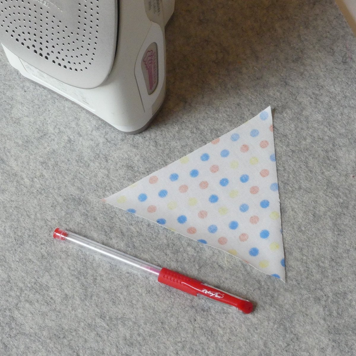 Heat Erasable Fabric Marker Pens - Three Pack