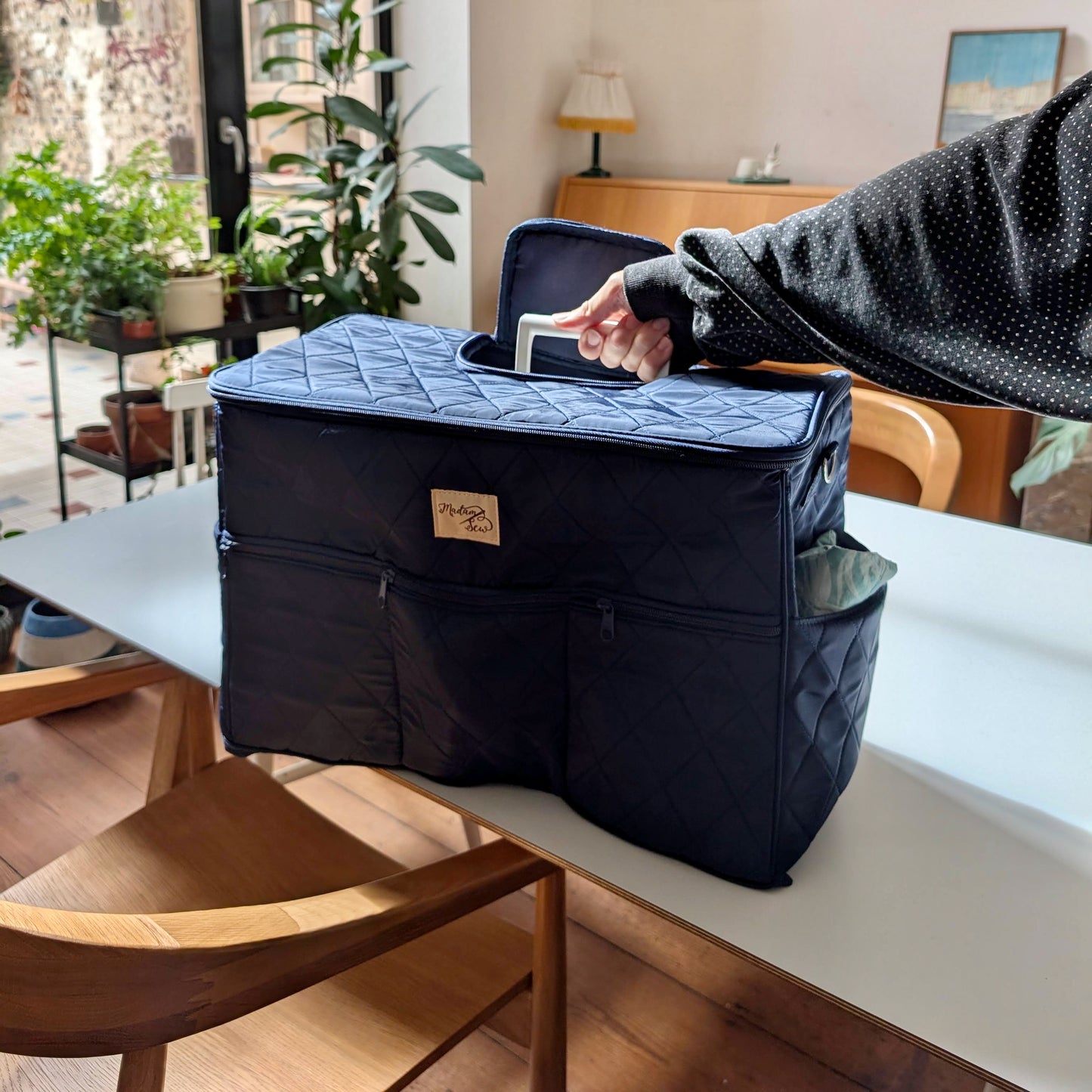 Cover & Carry sewing machine cover and transport bag in use