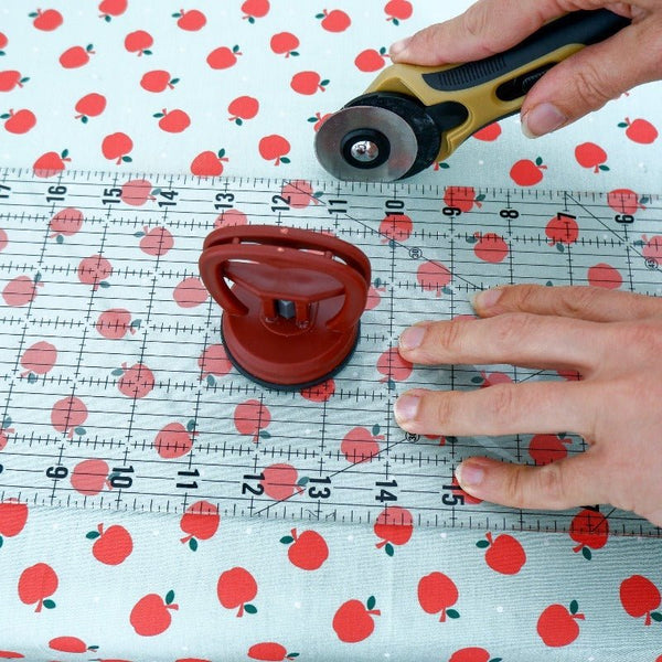 Ruler Grip - Ruler Handle with Suction Cup – MadamSew