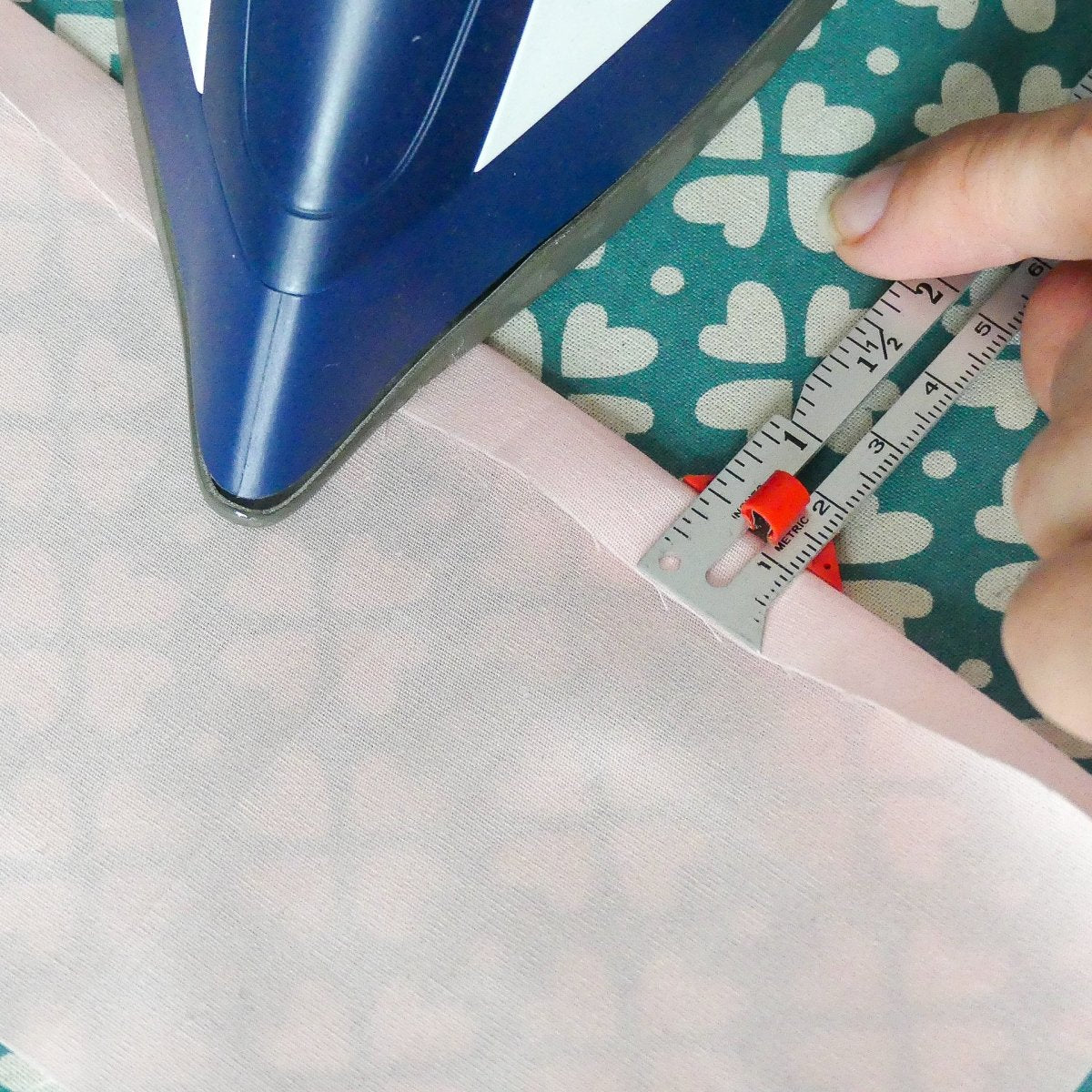 Sewing Gauge Ruler with Sliding Marker Set, SKZIRI 4PCS Metal Measuring  Hemming Sliding Sewing Seam Gauge Ruler Tool