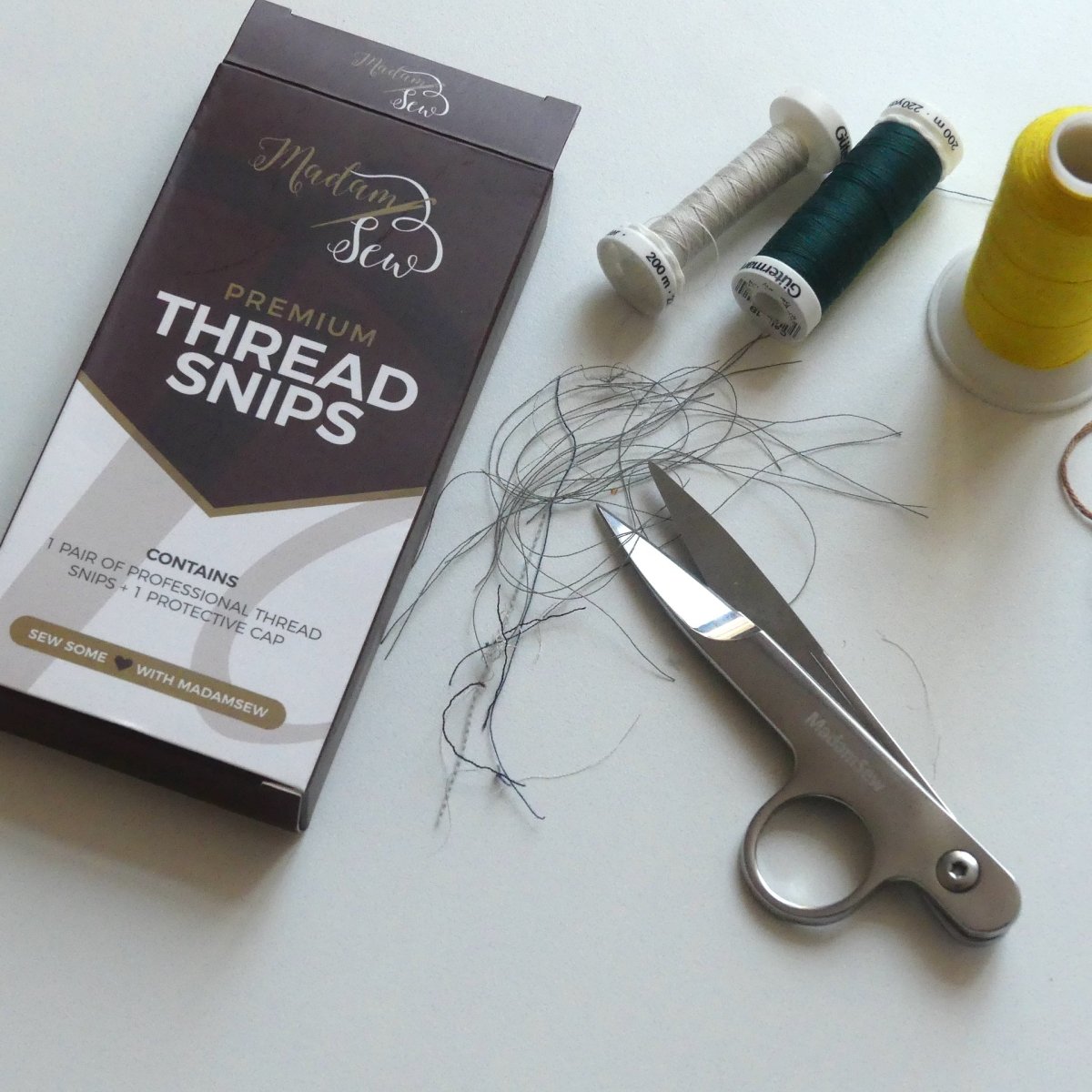 Pinking Shears for Fabric Cutting and Finishing Edges – MadamSew