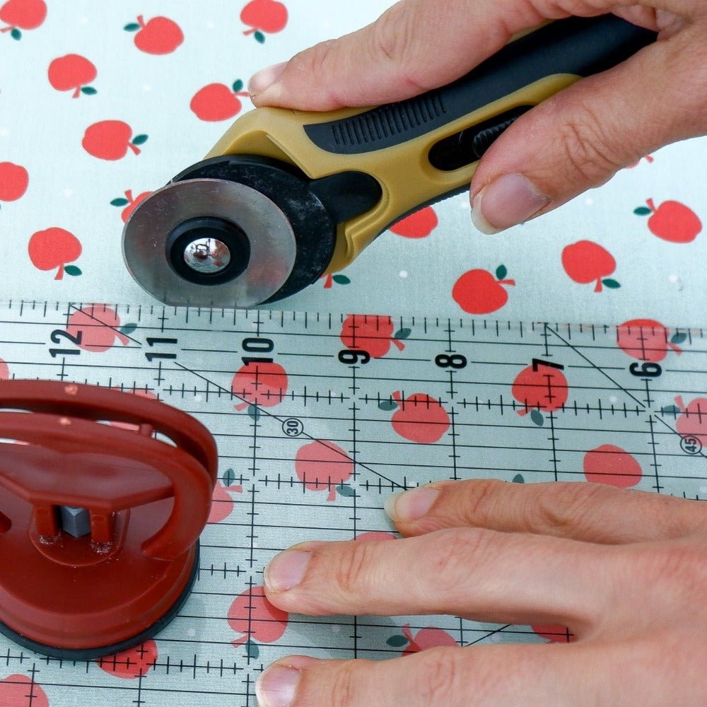 Rotary Cutter  45mm - Reliable Cut Every Time – MadamSew