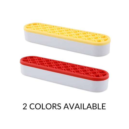 Two pen holders for your desk, yellow and red, to stash and sewing tools and bureau items